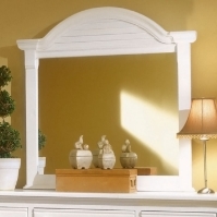 Cottage Traditions Dressing Mirror in Eggshell White