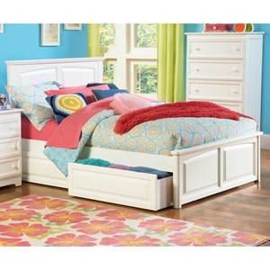 Monterey Platform Bed w/ Raised Panel Footboard and Drawers in White 