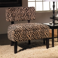 Avenue Six Curves Button Back Chair in Simba